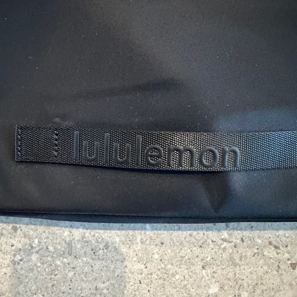 LULULEMON LAPTOP SLEEVE CARRYING CASE BAG BLACK - Picture 8 of 8